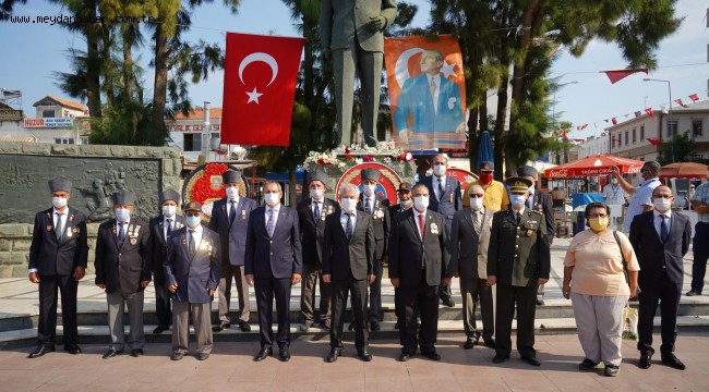 Ayvalık'ın düşman işgalinden kurtuluşunun 98'inci yılı kutlandı