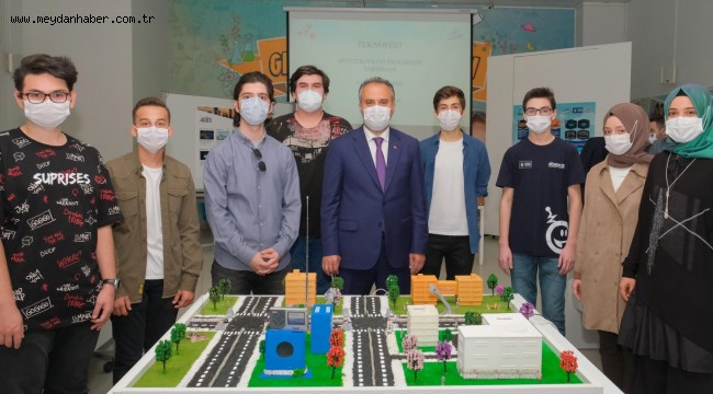 Başarı gençlerden, destek Büyükşehir'den 