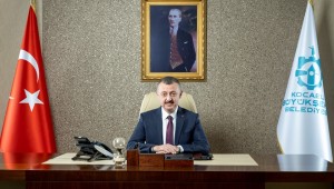 Başkan Büyükakın'dan Öğrencilere Ücretsiz İnternet Müjdesi 