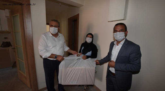 BAŞKAN ÇERÇİ AKGEDİK YUNUSKENT 2. ETAPTA HAK SAHİPLERİNİ ZİYARET ETTİ