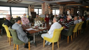 Başkan Kurt servisçi esnafı ile buluştu