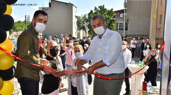 BELEDİYE BAŞKANI ULAŞ YURDAKUL MUHAMMET ÇELİK SAÇ ATÖLYESİ'NİN AÇILIŞINI GERÇEKLEŞTİRDİ