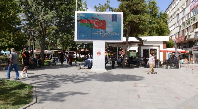 Belediye'den Azerbaycan'a bayraklı destek