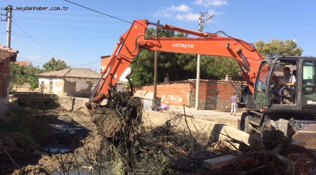 BÖREZLİ DERE TEMİZLİĞİ YAPILDI