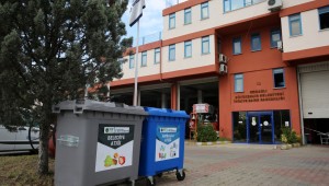   Büyükşehir birimlerine atık konteyneri