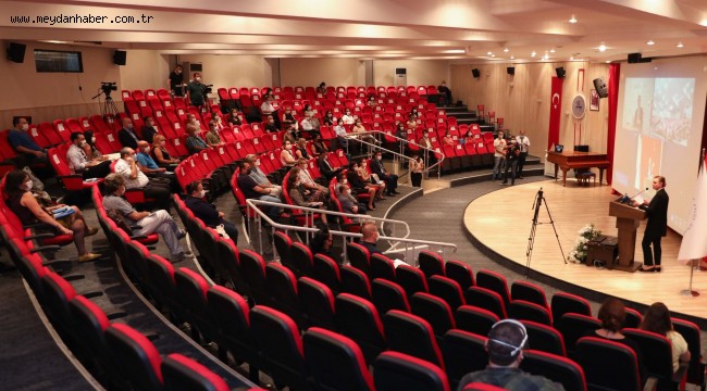 CUMHURBAŞKANLIĞI İNSAN KAYNAKLARI OFİSİNDEN DEÜ'YE ÖVGÜ