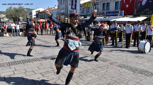 FOÇA'DA KURTULUŞ GÜNÜ COŞKUSU
