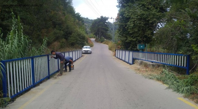 HATAY BÜYÜKŞEHİR'DEN TEHLİKE ARZ EDEN KÖPRÜYE KORKULUK ÇALIŞMASI