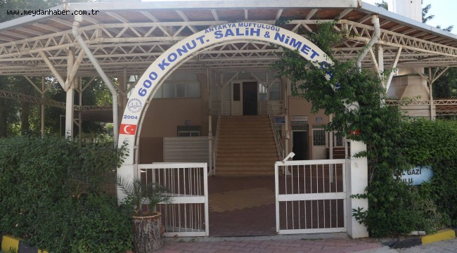 HATAY BÜYÜKŞEHİR İBADETHANE VE EĞİTİM KURUMLARININ EKSİKLİKLERİNİ GİDERİYOR 