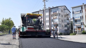 Işıkkent'te 18 bin metrekarelik asfalt çalışması