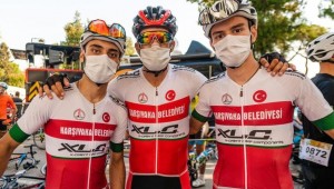 Karşıyakalı Bisikletçilerden Büyük Başarı 