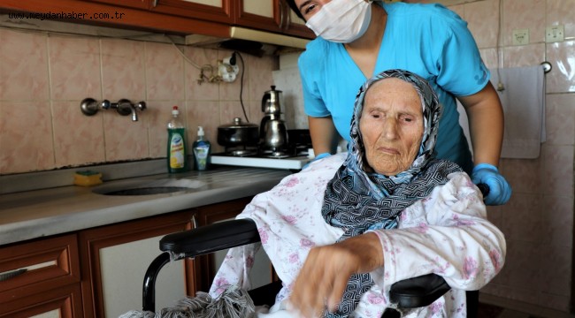 Kocaeli Belediyesi Evde bakım hizmeti yüzleri güldürüyor  