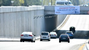 MANSUR YAVAŞ SÖZÜNÜ TUTTU: TÜRK KIZILAYI CADDESİ'NDEKİ KÖPRÜLÜ KAVŞAKLAR TRAFİĞE AÇILDI