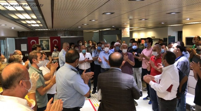 Memurlardan Bakırköy Belediye Binasında Eylem