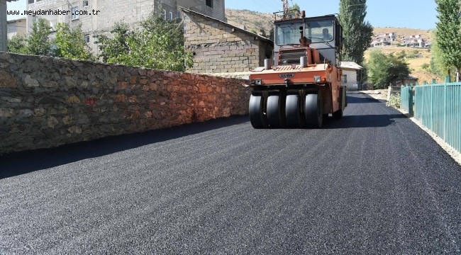 MUŞ BELEDİYESİ: SON 45 GÜNDE 27 BİN TON ASFALT 