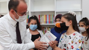 PAMUKKALE BELEDİYESİ'NDEN OKUL KÜTÜPHANESİNE BÜYÜK DESTEK