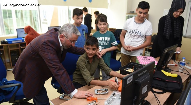 Proje gençlerden, destek Belediyeden