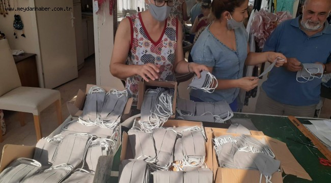 Seferihisar Belediyesi maskesini kendi yapıyor