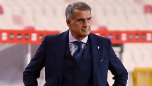 Şenol Güneş A Milli Takım'la 64. maçında