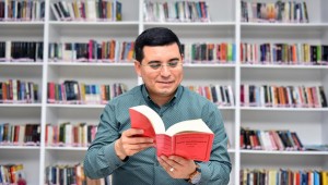 Tütüncü'den Kitap Bağışı Çağrısı