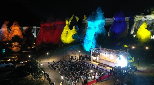 ULUSLARARASI TURİZM FİLMLERİ FESTİVALİ'NE MUHTEŞEM ÖDÜL TÖRENİ