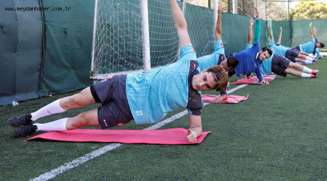 Yenimahalle Belediyespor Sahaya İndi