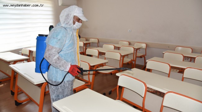 YUNUSEMRE'DE DEZENFEKTE ÇALIŞMALARI SÜRÜYOR