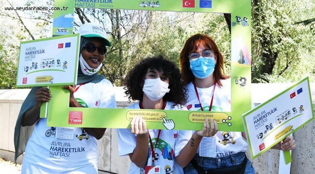 YURTDIŞINDAN ANKARA'YA GELEN ÖĞRENCİLER BİSİKLET YOLUNDA