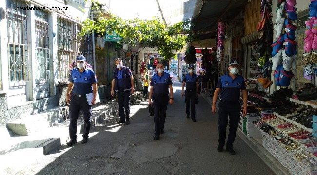 Zabıta Ekipleri Kaldırım İşgaline Geçit Vermiyor