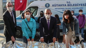 2020 YILINDA SOKAK HAYVANLARI İÇİN 7000 KG MAMA DESTEĞİ