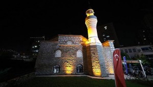 600 yıllık Kefensüzen Camii küllerinden doğdu