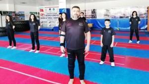 AİLE BOYU KUNGFUCULAR 