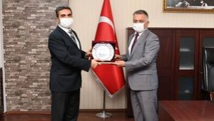 Antalya Vergi Dairesi Başkanlığı ve Defterdarlığına Vali Yazıcıdan Ziyaret