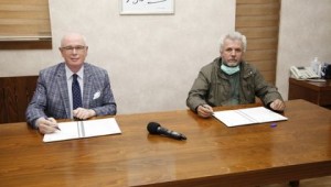 Başkan Kurt'tan Eskişehirli yazarlara destek 