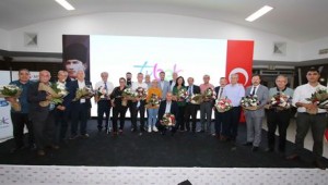 Başkan Sandal muhtarlarla bir arada