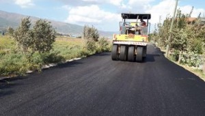 BÜYÜKŞEHİR UZUN ÖMÜRLÜ BETON ASFALT SERİMİNE DEVAM EDİYOR