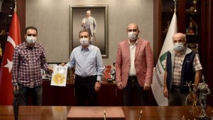 EĞİTİM SEN'DEN BAŞKAN ATAÇ'A ZİYARET