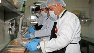 Ekonomik kriz ve salgın  Aşevi'ne başvuruları artırıyor