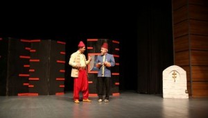 Gebzeliler ''Damat Adayları'' oyununu ilgi ile seyretti