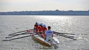 GELECEĞİN MİLLİ KÜREKÇİLERİ KÜÇÜKÇEKMECE'DE YETİŞİYOR