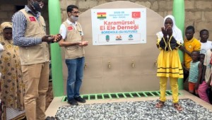 Kocaeli'deki hayırseverlerin desteğiyle Afrika'da su kuyusu açıldı