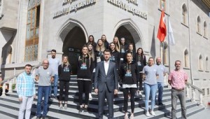 NEVŞEHİR BELEDİYESPOR KADIN VOLEYBOL TAKIMI İÇİN İMZA TÖRENİ DÜZENLENDİ