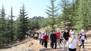 TOROSLAR'DA CUMHURİYET COŞKUSU DOĞA YÜRÜYÜŞÜYLE TAÇLANDI