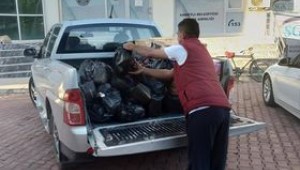 Ahmetli'den İzmir'e Yardım Eli