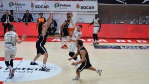 Aliağa Petkimspor, Evinde Beşiktaş'ı Mağlup Etti