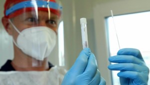 Amerika'da uçuş öncesi test zorunluluğu yaygınlaşıyor