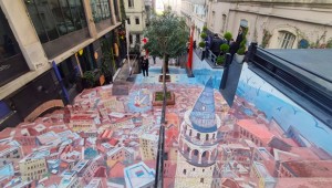 Beyoğlu merdivenleri sanat eserine dönüşüyor