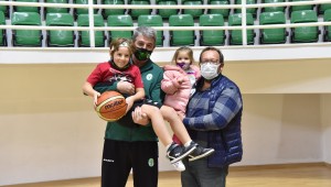 Bornova Belediyespor Ayda ve Atakan'ı ağırladı