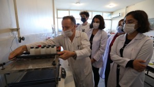 Bucalı gençler Buca razakısı ve Kırıklar kavununu dünyaya tanıttı