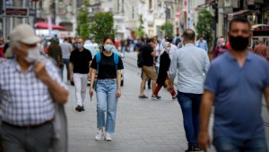 Cadde ve sokaklarda sigara içmek yasaklandı